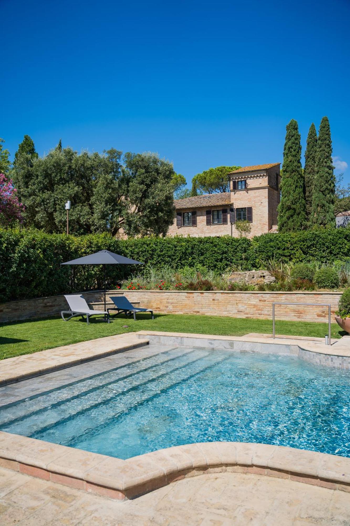 פרוג'ה Le Cappuccinelle Suites&Spa מראה חיצוני תמונה