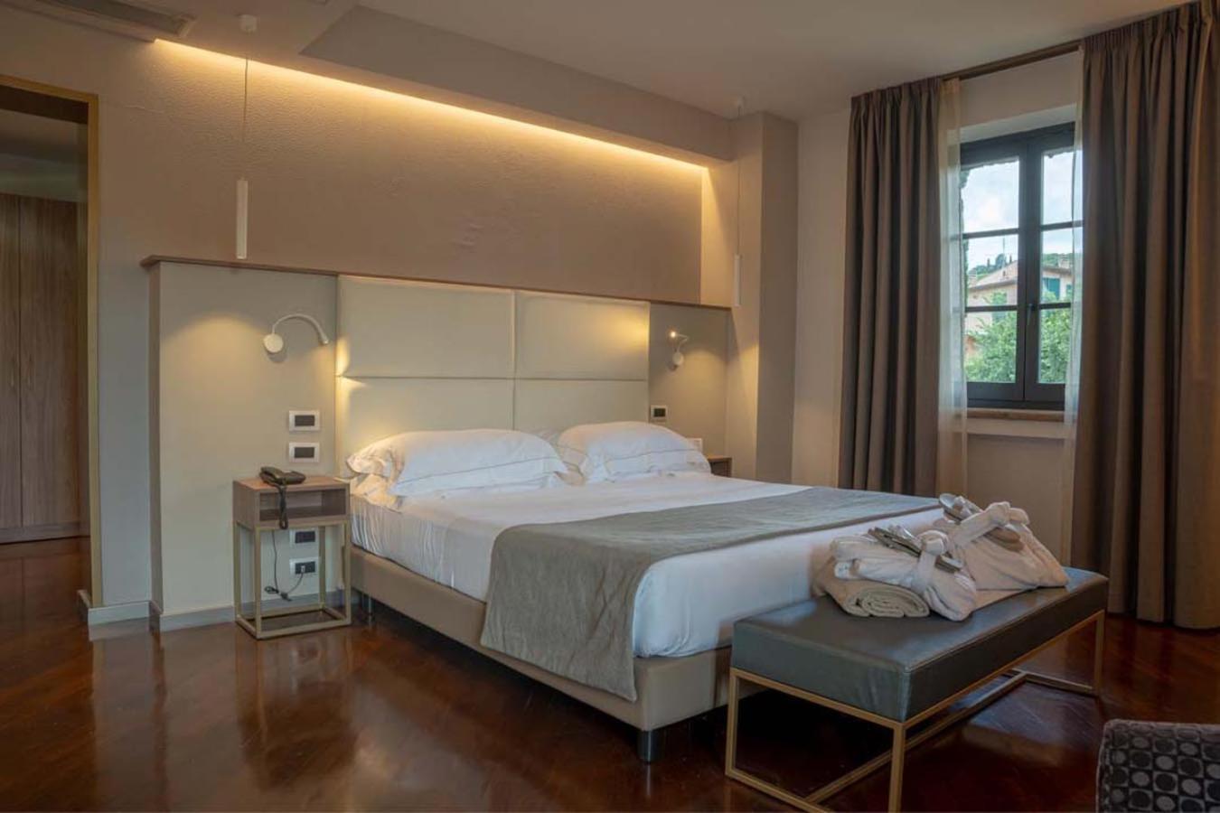 פרוג'ה Le Cappuccinelle Suites&Spa מראה חיצוני תמונה