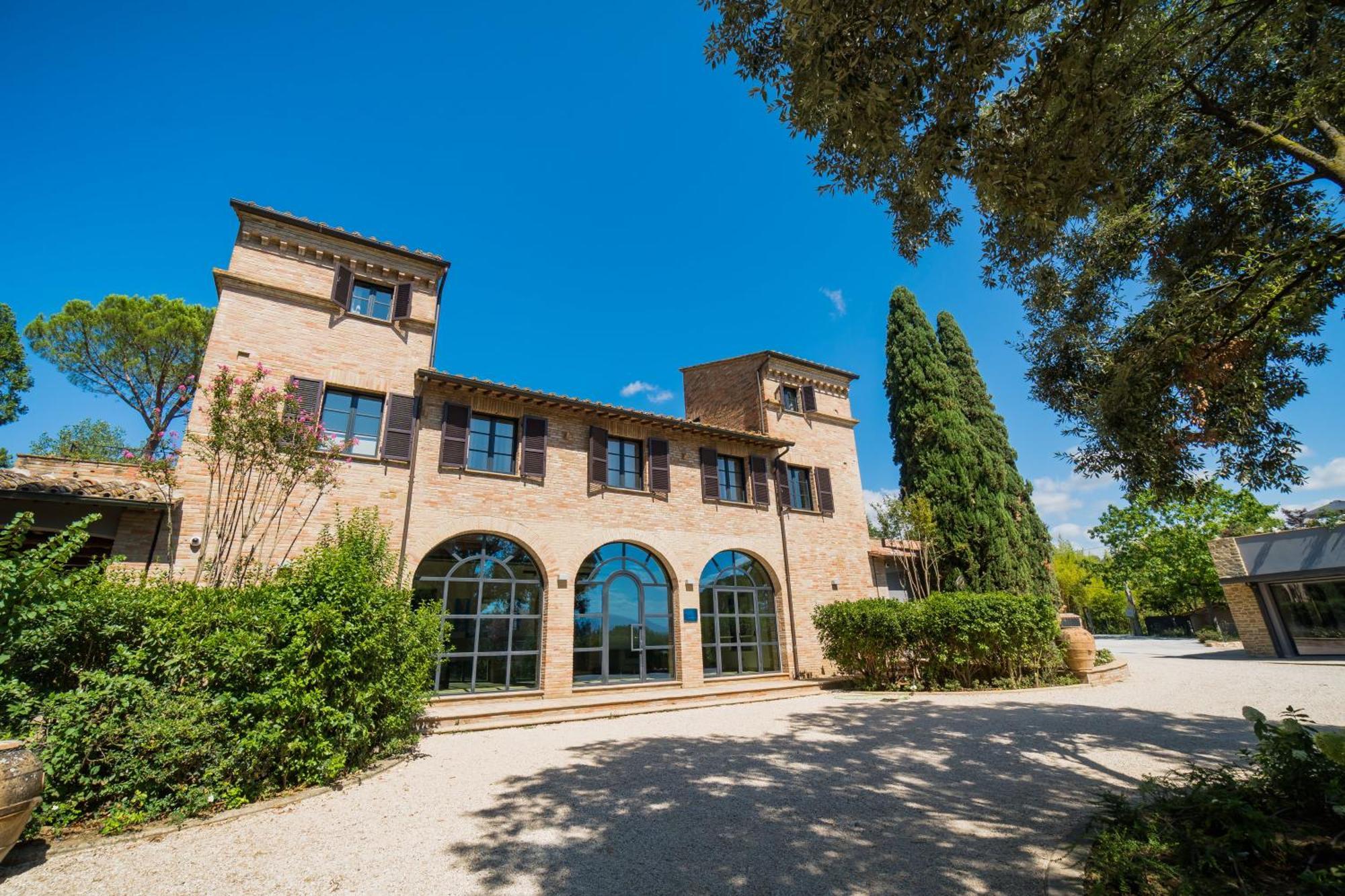 פרוג'ה Le Cappuccinelle Suites&Spa מראה חיצוני תמונה