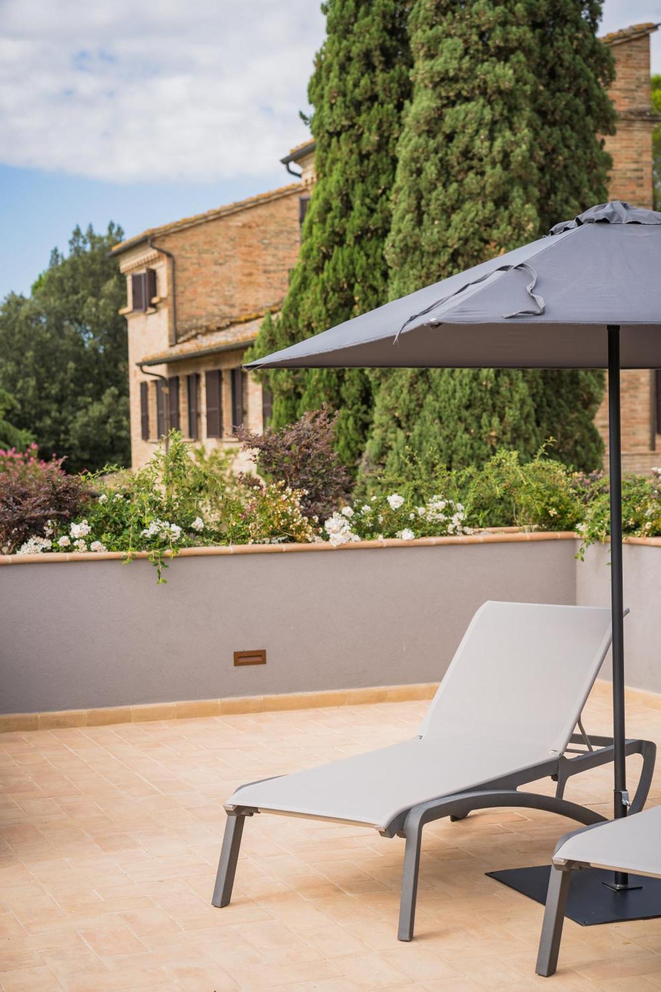 פרוג'ה Le Cappuccinelle Suites&Spa מראה חיצוני תמונה