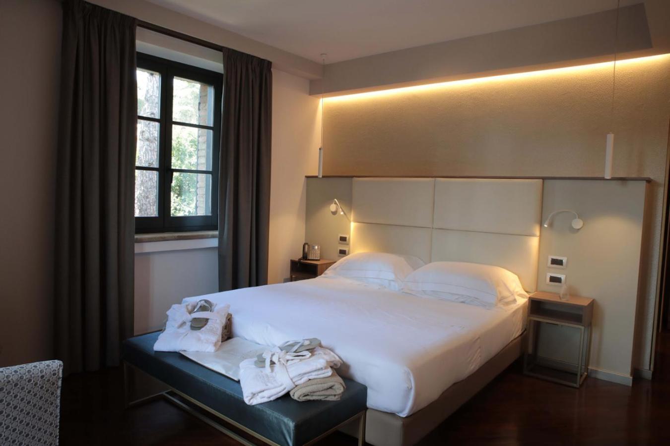 פרוג'ה Le Cappuccinelle Suites&Spa מראה חיצוני תמונה