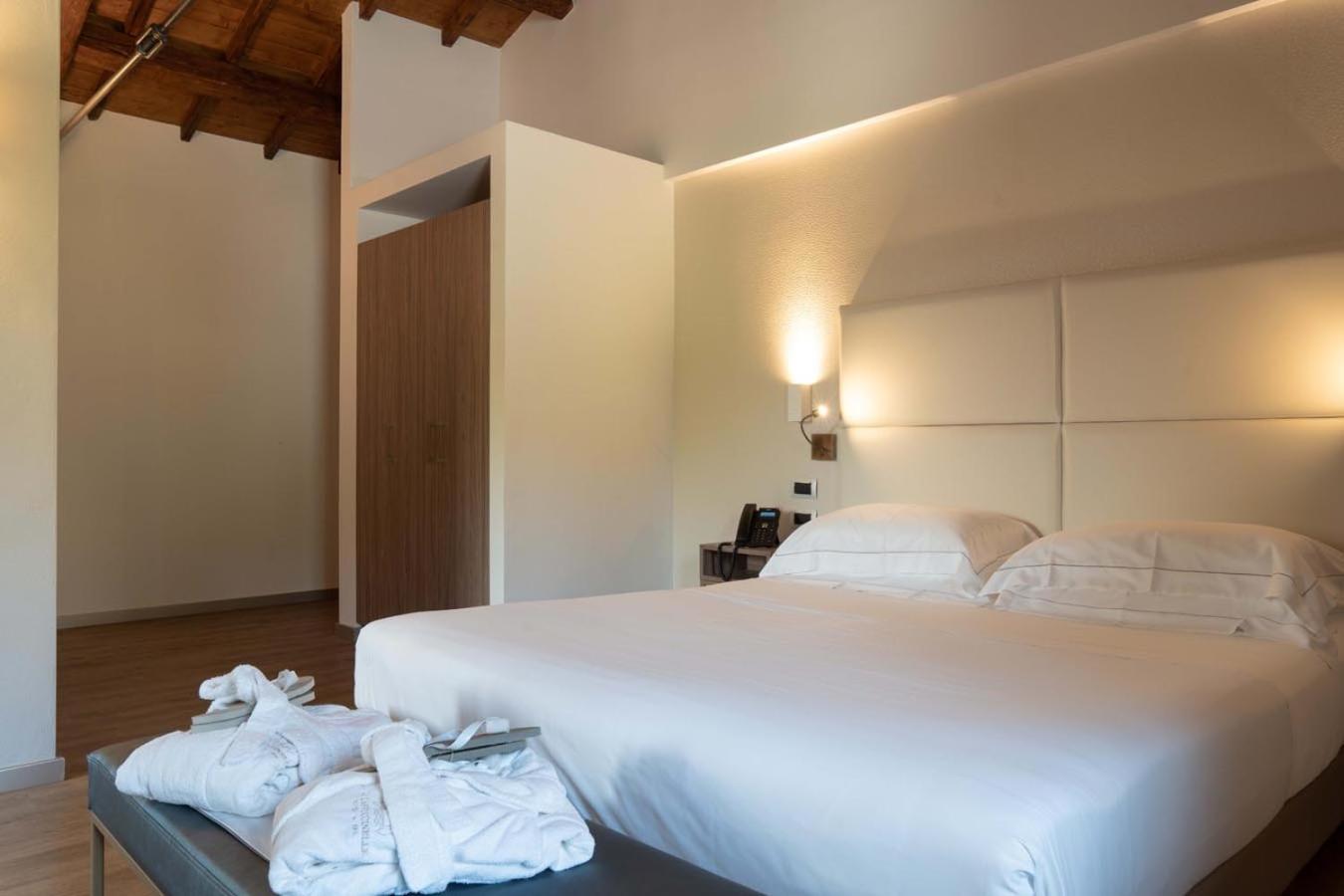 פרוג'ה Le Cappuccinelle Suites&Spa מראה חיצוני תמונה