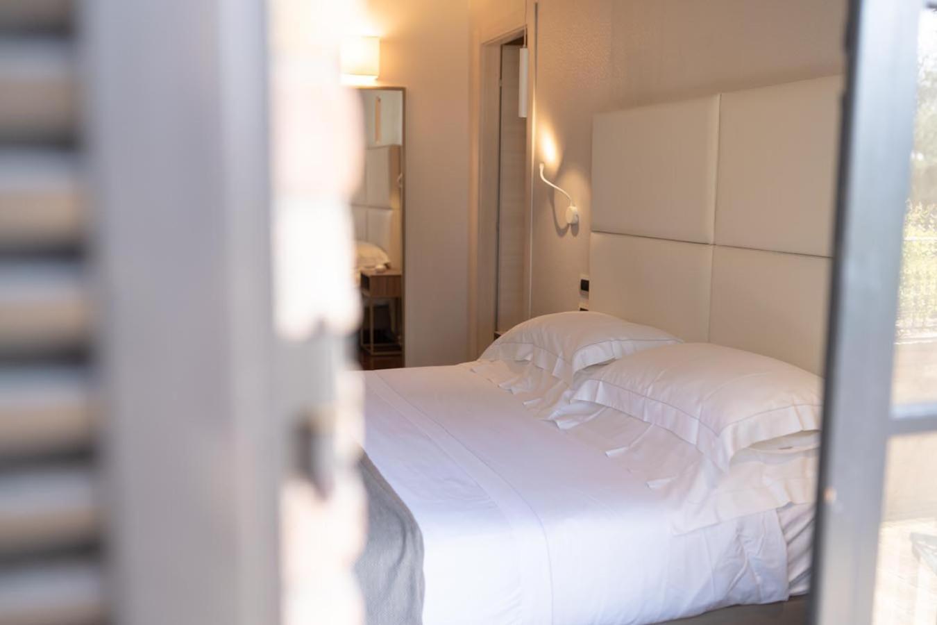 פרוג'ה Le Cappuccinelle Suites&Spa מראה חיצוני תמונה