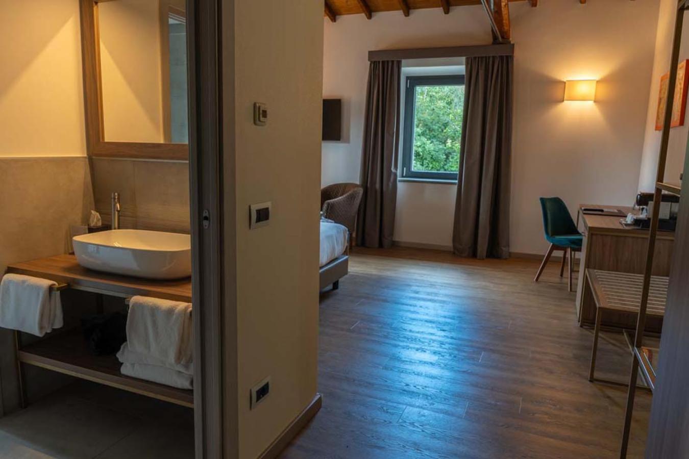 פרוג'ה Le Cappuccinelle Suites&Spa מראה חיצוני תמונה